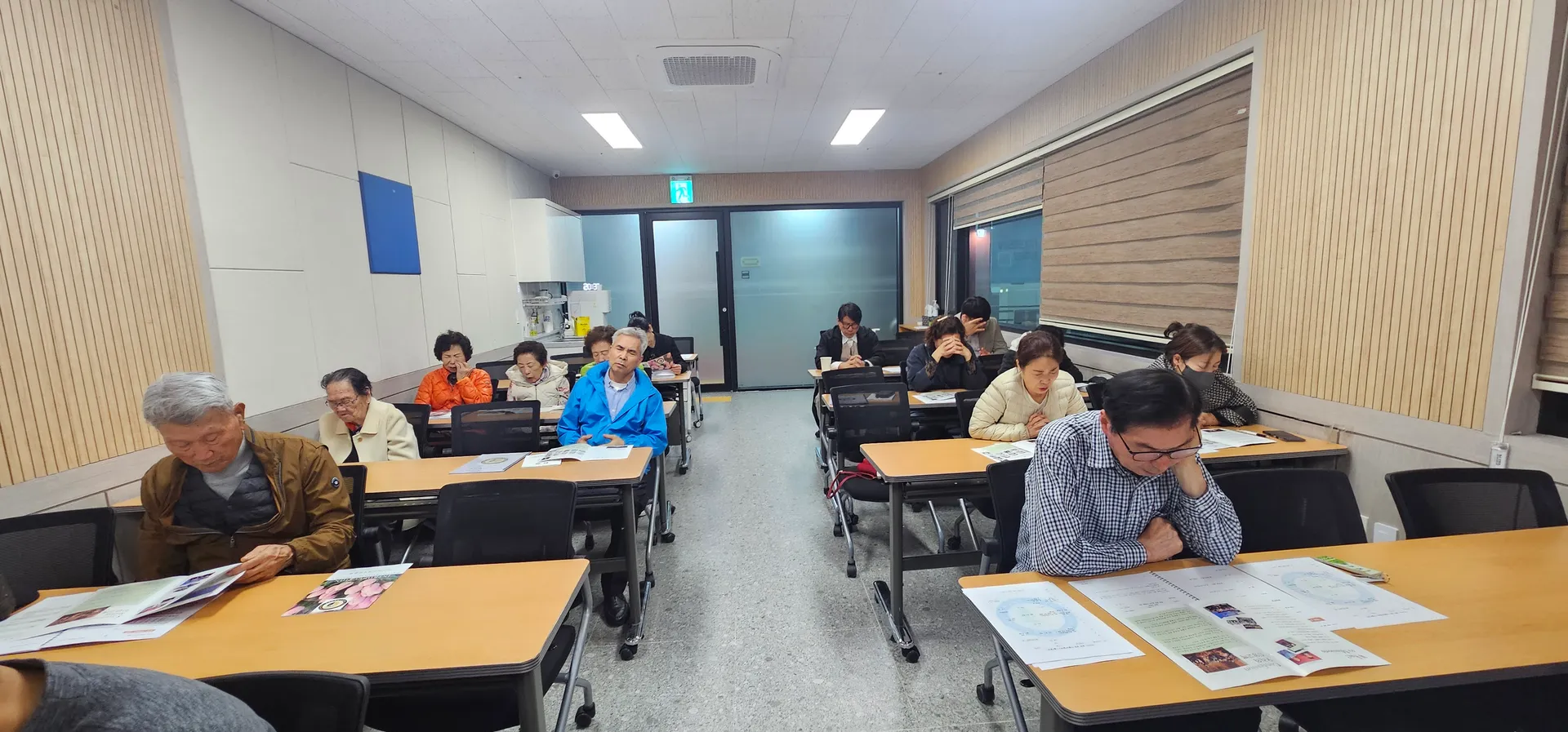 10월 총회 첫날